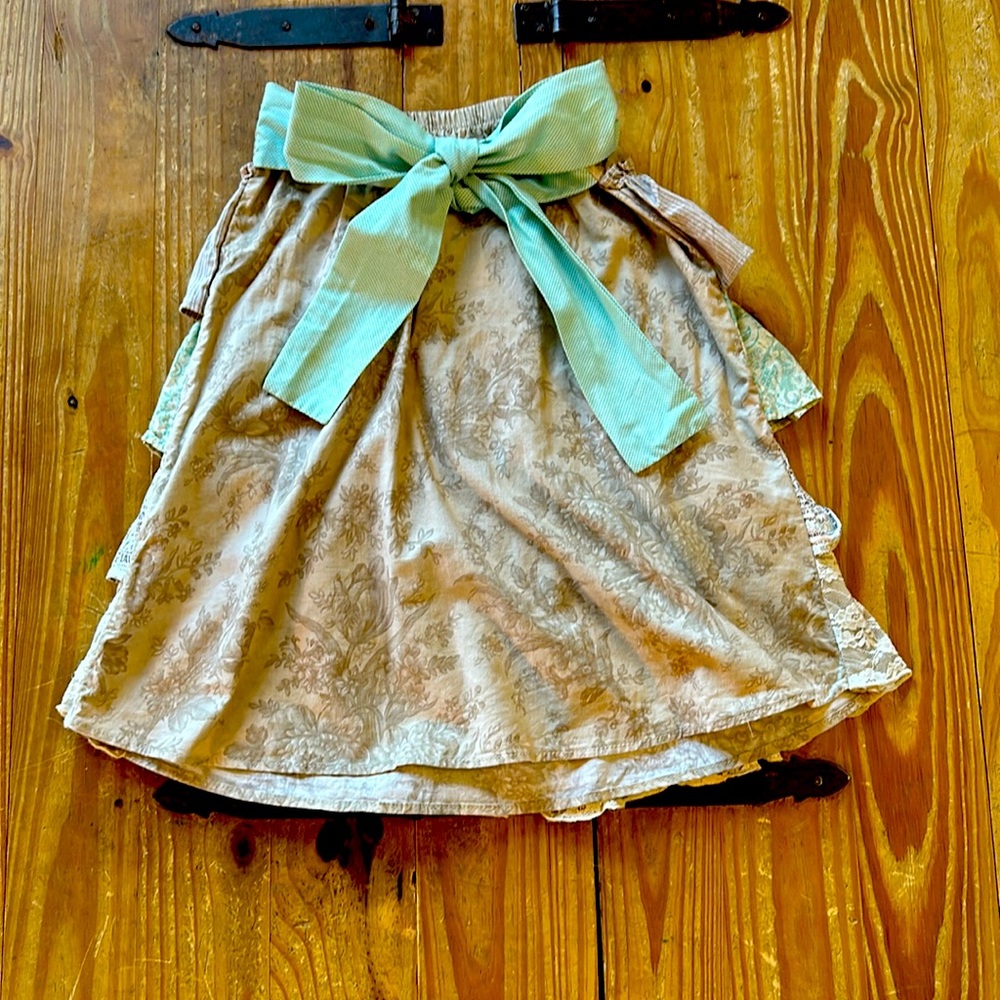 Persnickety Ruffle Skirt Size 12